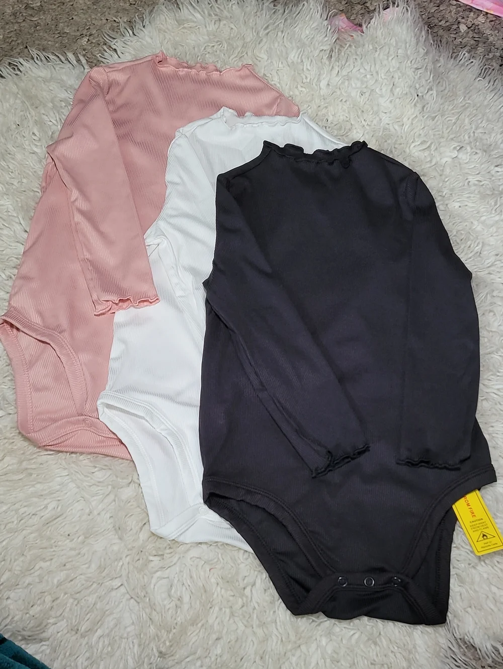 SHEIN Ribbed Long-Sleeve Baby Bodysuit Set in Pink, White & Black